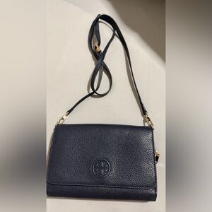Tory Burch | Tory Burch Bombe Flat Wallet Crossbody